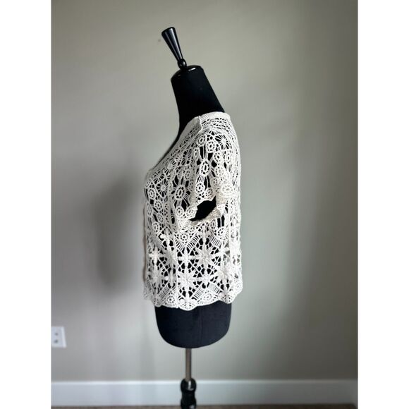 NWOT GLG Women's Cream Knit Crochet Button Front Short Sleeve Top Size M - Picture 5 of 9
